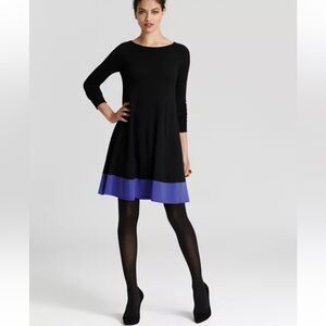 Autumn Cashmere color-block sweater dress in black blue 100% cashmere M